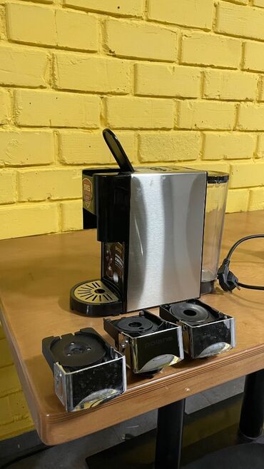 кофеварка briel: Комбинированная кофеварка Polaris Подходит для капсул разного типа и