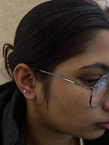 Пирсинг: Прокол ушей профессиональным мастером. — Только стерильные инструменты — 15