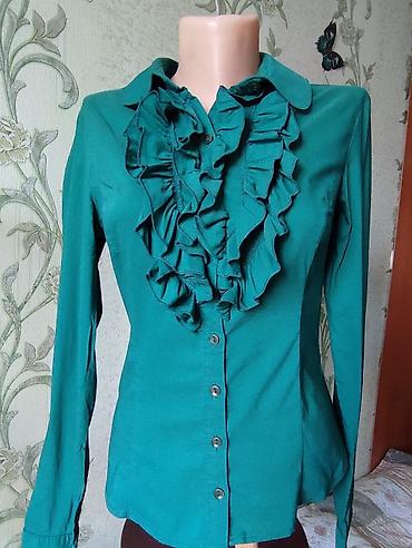 Блузки: Размер S . ЦЕНЫ ОТ 100-150-200с. 1 блестящая 1000с — 24