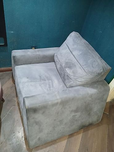 Divan və kreslo dəstləri: İşlənmiş, Divan, Divan, Bazasız, Açılmayan — 4