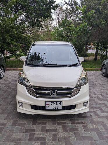 Honda: Honda Stepwgn: 2009 г., 2 л, Автомат, Бензин, Минивэн