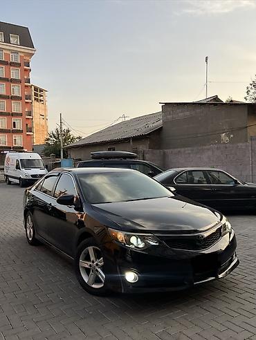 Toyota Camry: 2014 г., 2.5 л, Автомат, Бензин, Седан
