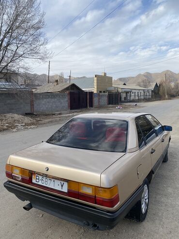 Audi: Audi 100: 1983 г., 1.8 л, Механика, Бензин, Седан