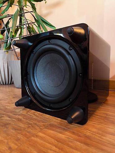 Zvučnici i stereo sistemi: Harman Kardon HS2X0 – 2.1 sistem kućnog bioskopa Komplet sadrži: - — 9