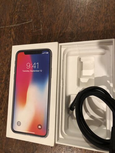 Техника и электроника: Apple İphone X modeli Karopqası var Pil 76 qırığı sınığı çatı yoxdu