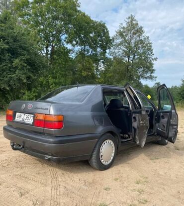 жетта машина: Volkswagen Vento (седан) ДОСТАВКА 7 ДЕНЬ - Кузов: 4-дверный седан