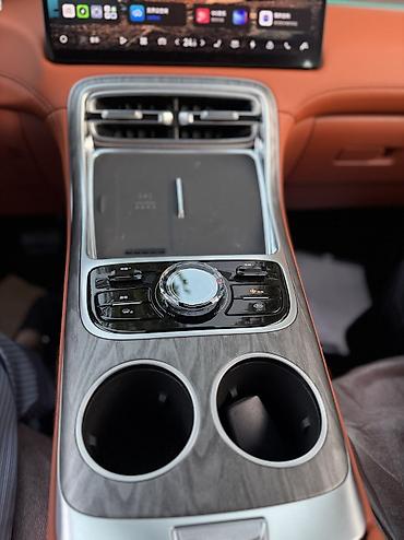 geely galaxy m9: Geely Galaxy L7: 2026 г., 1.5 л, Автомат, Гибрид, Кроссовер — 10