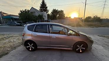 jas: Honda Fit: 2008 г., 1.5 л, Автомат, Бензин, Хэтчбэк — 3