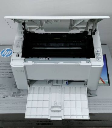 Printerlər: Hp 102a ağ qara tək printer problem yoxdu kartric dolum olub baraban