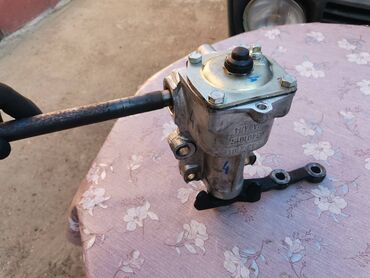 Auto delovi: Puž(glava) volana Lada 2107 Rivu, Lada 2104 Karavan, Lada 2105, Lada — 7