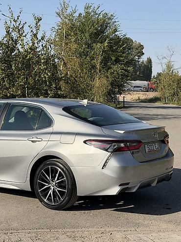 corolla s: Toyota Camry: 2021 г., 2.5 л, Автомат, Бензин, Седан — 4