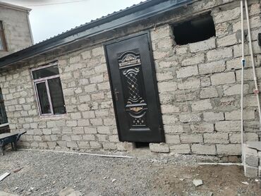 metlax heyet ucun: Bine bolluqda yerleşir. Ev tam temirli deyil. 10 güne tam Temir