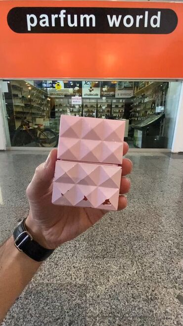 pink shimmer secret qiymeti: Dupont - Original - 30 mldir - qiyməti 90 azn deyil - Cəmi - 40 azn