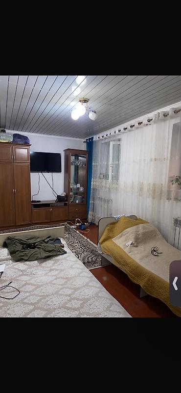 Продажа коттеджей и домов: 🚨 СРОЧНО ПРОДАЕТСЯ ДОМ! 🚨 📍 Район Селекция 🌳 Участок — 4 сотки 🏠 На — 5