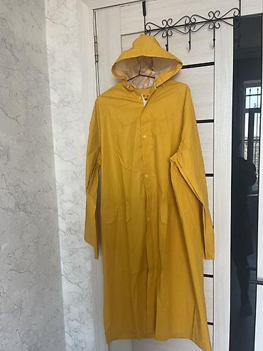 ponco: Sarı rəngli yağmurluq/panço - Suyu itələyən material, iç tərəfi açıq — 2