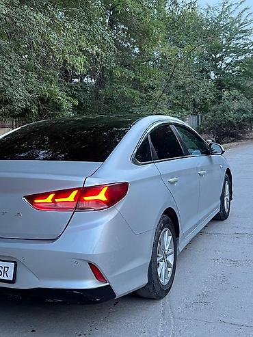 Продажа авто: Hyundai Sonata: 2018 г., 2 л, Автомат, Газ, Седан — 4