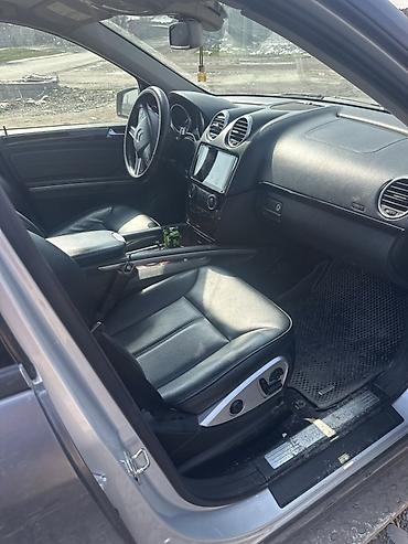 Транспорт: Mercedes-Benz GL-Class: 2011 г., 4.7 л, Автомат, Бензин, Внедорожник — 5