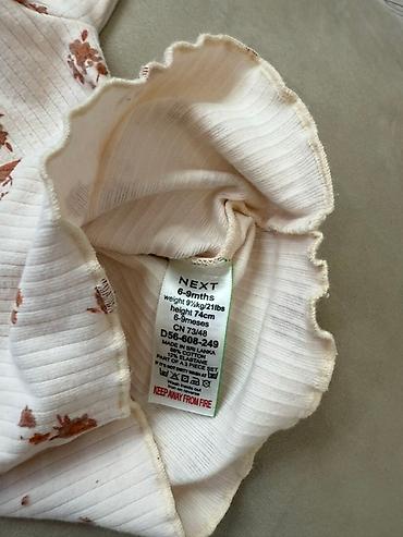 gilan parcaları: Bu dəstə şirin və praktik uşaq kadife kombinezonu və üzərində gül — 5