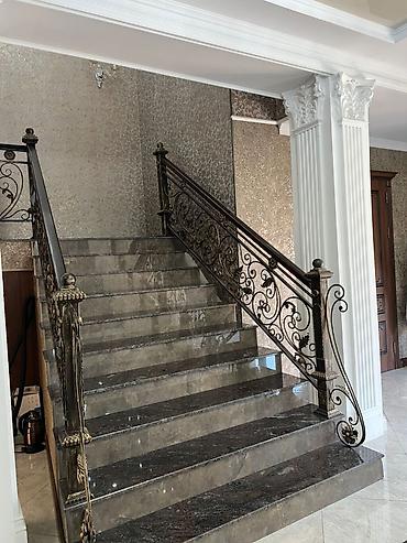 Продажа коттеджей и домов: 🔥 ПРОДАЕТСЯ ШИКАРНЫЙ ОСОБНЯК 🔥 📍 Арча-Бешик 📍 Первая линия ул. Куюкова — 9