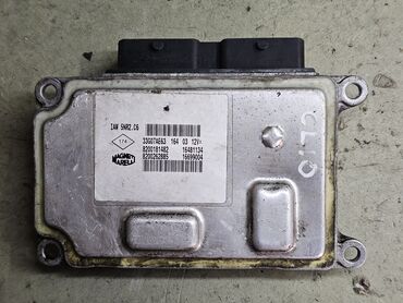 Другие детали для мотора: Блоки управления двигателем Renault. Есть только то, что перечислено — 28