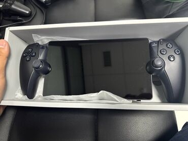 продаю playstation: Продается PlayStation Portal (практически не использовался) PS Portal