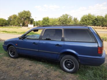 авто volkswagen passat б3 1991 года: Volkswagen Passat: 1994 г., 2 л, Механика, Бензин, Универсал