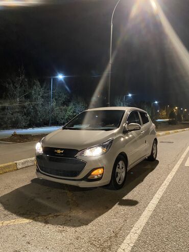 журок котор: Chevrolet Spark: 2020 г., 1 л, Автомат, Бензин, Хетчбек