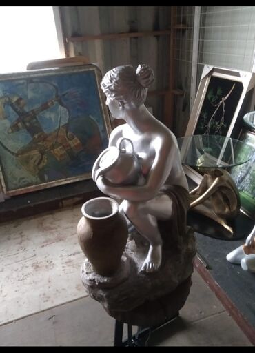 статуэтка: В связи с закрытием магазина продаю сувениры: фигура девушки медная