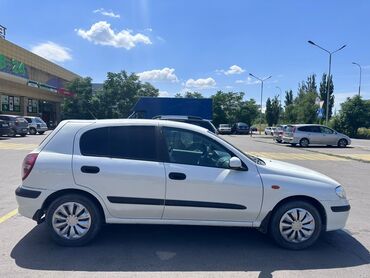 Nissan: Nissan Almera: 2001 г., 1.5 л, Механика, Бензин, Хэтчбэк