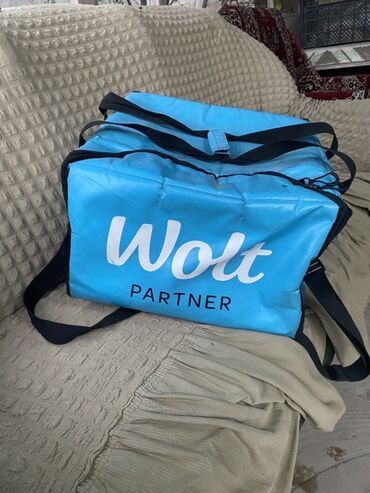 Avtoservis avadanlıqları: Wolt Partner izotermik çatdırılma çantası - Rəng: mavi, Wolt loqolu -