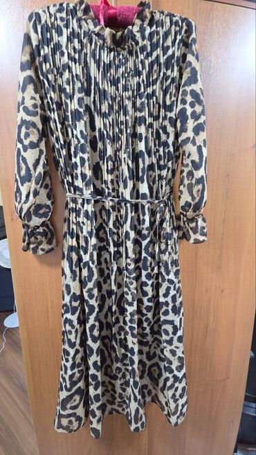 Другая женская одежда: Здравствуйте. Распродаю вещи, в основном Б/У, но, в хорошем — 13