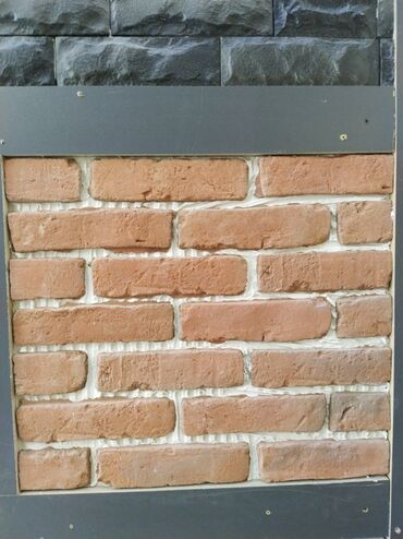 rendeler: Dekorativ divar örtüyü – kərpic və daş fakturalı panellər - Material