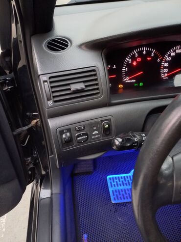 Toyota: Toyota Corolla Verso: 1.4 l | 2006 il Hetçbek — 10