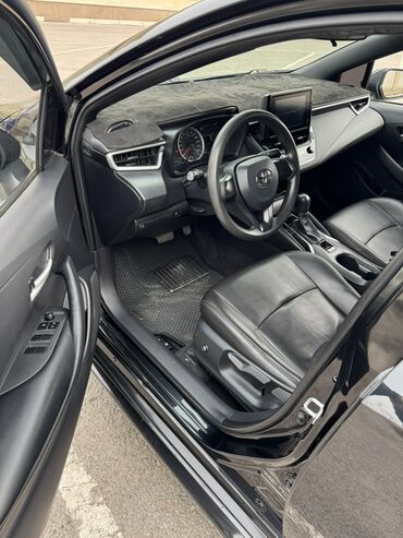 Toyota: Toyota Corolla: 2020 г., 1.2 л, Автомат, Бензин, Седан — 6