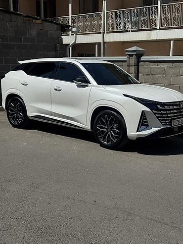 byd e1: Changan Uni-T: 2025 г., 1.5 л, Робот, Бензин, Кроссовер — 1