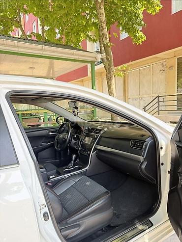 toyota prius kapot: Toyota Camry: 2.5 l | 2015 il Sedan — 9