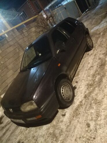 Volkswagen: Volkswagen Golf: 1993 г., 1.6 л, Механика, Бензин