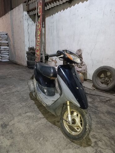 мотоцикл java: Скутер түрү Honda, 50 куб. см, Бензин, Колдонулган