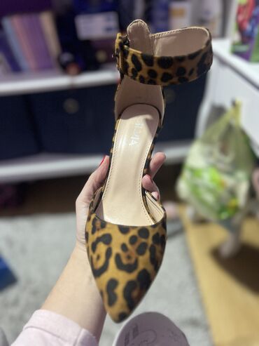 Sandale: Sandale, 39 — 3