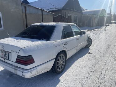 Mercedes-Benz: Mercedes-Benz W124: 1993 г., 2.2 л, Механика, Бензин, Седан