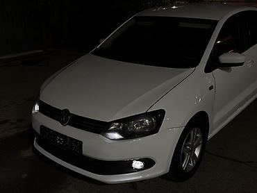 накитки: Volkswagen Polo: 2013 г., 1.6 л, Механика, Бензин, Седан — 3