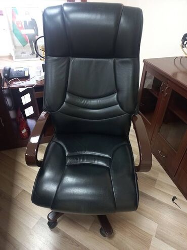 Stullar: Hörmətli müştəri, stullarınızı yalnız təmir etmirik – onlara yeni — 16