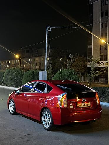 Toyota: Toyota Prius: 2014 г., 1.8 л, Вариатор, Гибрид, Хэтчбэк — 3