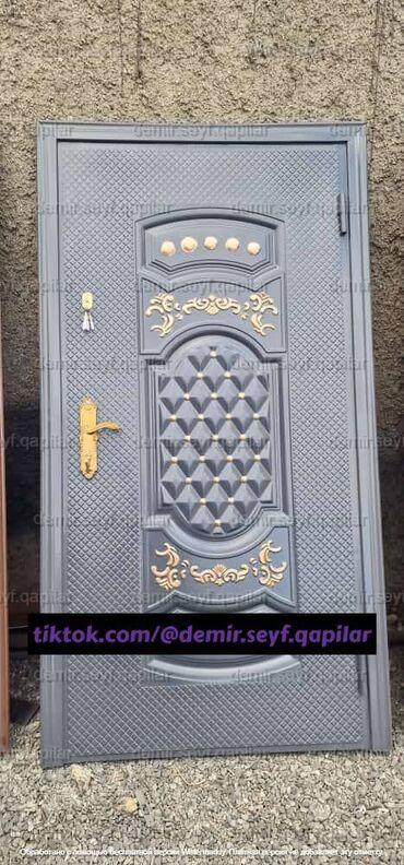 Giriş qapıları: Seyf qapılar Münasib qapılar Dəmir qapı Ev qapıları Çol qapısı -da lalafo.az — 3 Giriş qapıları: Seyf qapılar Münasib qapılar Dəmir qapı Ev qapıları Çol qapısı — 3