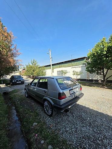 Volkswagen: Volkswagen Golf: 1989 г., 1.8 л, Кол менен иштөөчү, Бензин — 3