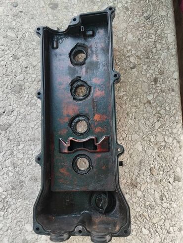 Клапаны, клапанные крышки: Valve cover Nissan 2000 г., Б/у, Оригинал, Япония