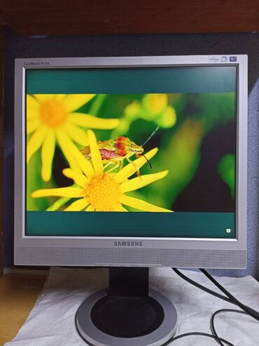 Мониторы: Монитор, Samsung, Б/у, 18" - 19" — 9