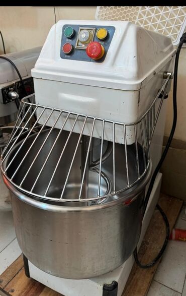 Restoran manqalları: 15 kq, Çin, Nağd ödəniş