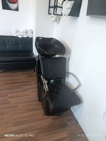 старые стулья: 📌 Parikmaxer Saç Yuma Stulu Satılır 🪑 Təmiz və səliqəli saç yuma