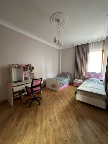 Yataq otağı dəstləri: 2 təknəfərlik çarpayı, Komod, Tumba, Dolab, Azərbaycan, İşlənmiş — 6